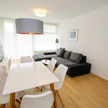 Ski In/ski Out Cityxpress